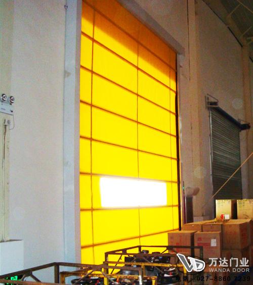 金湾工厂堆积门